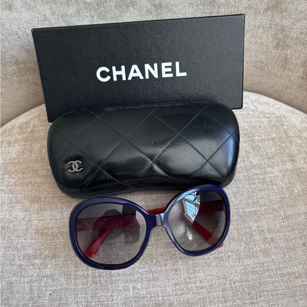 Authentic Chanel Rainbow Oversized Sunglasses Lik… - image 4